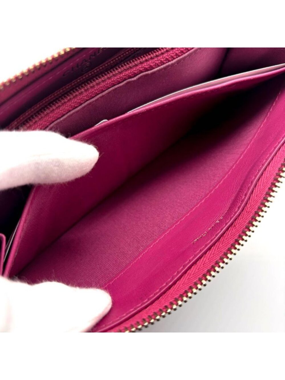 Chanel Wallet Camellia Stitch Round Zip - Picture 10 of 15